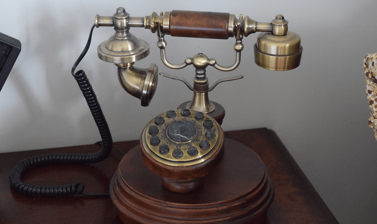 古い電話